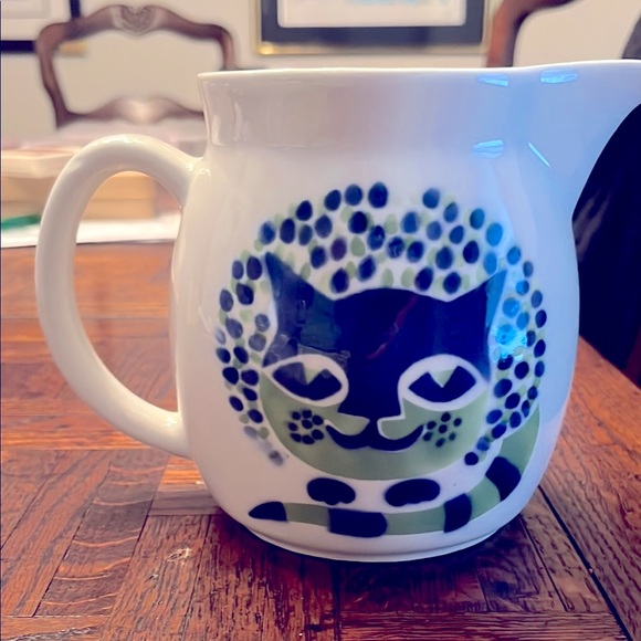 Arabia Finland Cat Art Ceramic creamer - Picture 1 of 4